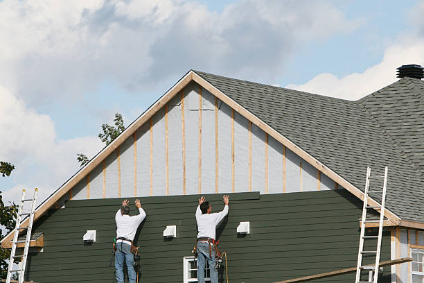 Professional Siding Installation technician working in Gloucester City, NJ